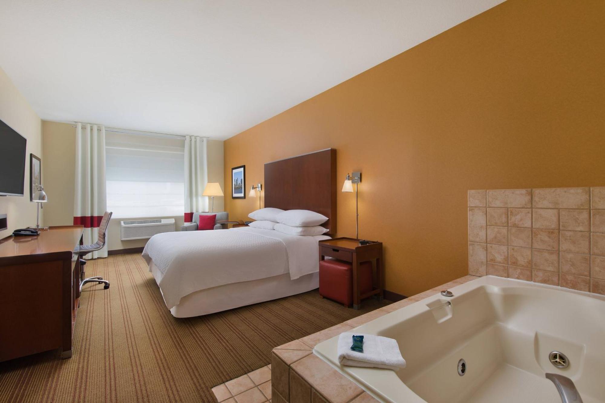 Four Points By Sheraton Portland East Fairview Екстериор снимка