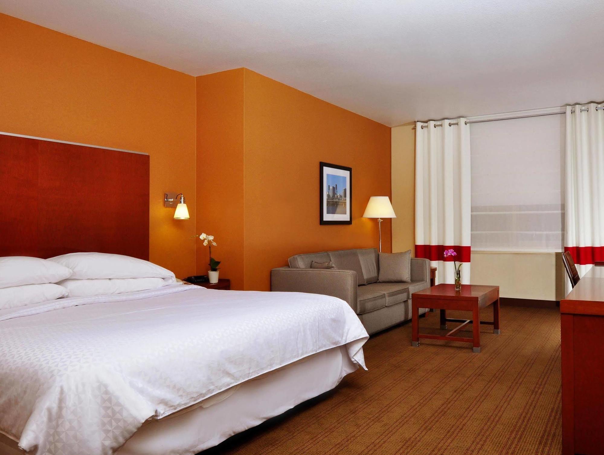 Four Points By Sheraton Portland East Fairview Екстериор снимка