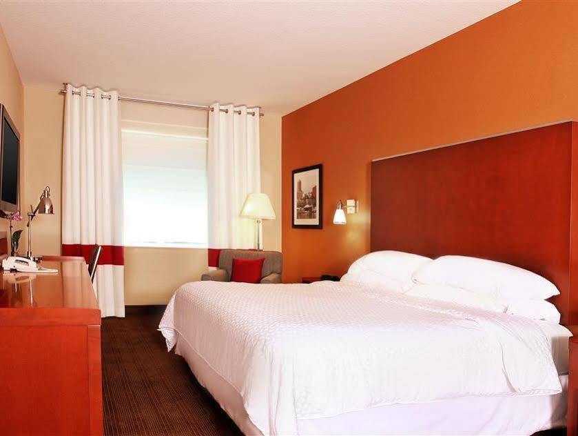 Four Points By Sheraton Portland East Fairview Екстериор снимка